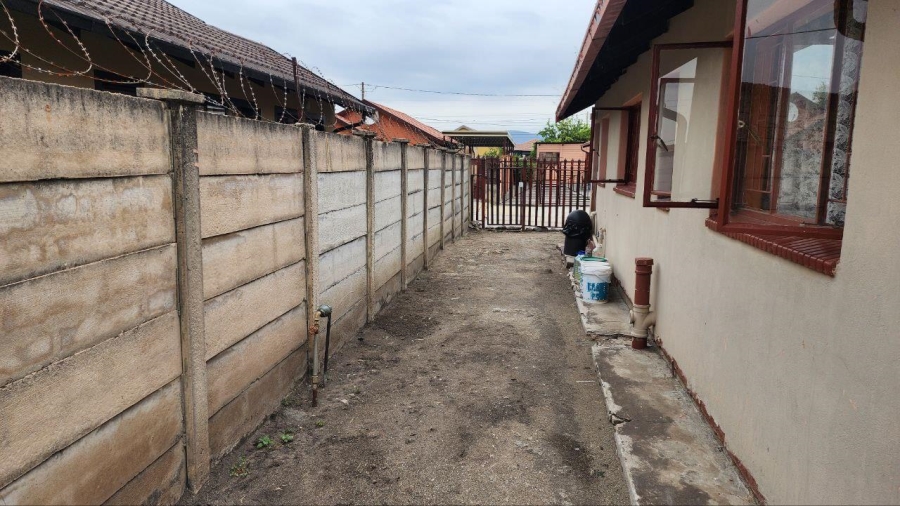 3 Bedroom Property for Sale in Meriteng North West